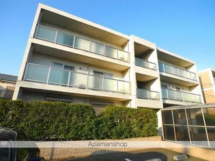 グランド・カオルⅡ【3階】の外観