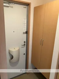 KーHAUS B【1階】の玄関