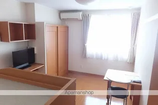 レオパレスクレール【1階】の居間