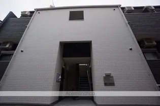 BLUE TOPAZ【2階】の外観