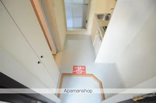 レオパレス春吉【1階】の玄関