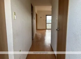 ウィング伊覇【102号室】の居間