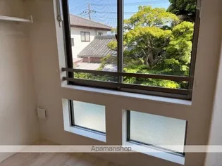 ウィンドヒル【2階】の居間