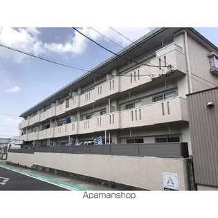 ベルシャトーまき【3階】の外観