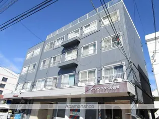 アーバンスタイル山城【3階】の外観