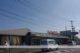 カサベルデM【201号室】の周辺
