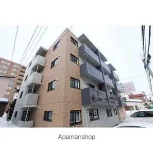 ラグゼ山の手の画像