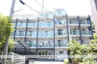 レディアス調布国領【3階】の外観