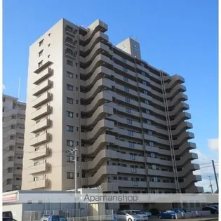 サーパス竹原【4階】の外観