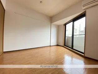 メイテラッセ中島丁【1階】の内装