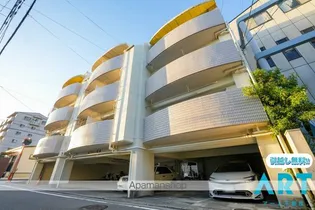 メニティー束本【4階】の外観