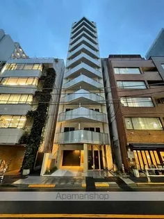東京都新宿区四谷4丁目【マンション】の外観
