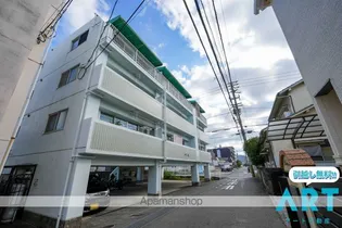 メゾン宝【4階】の外観