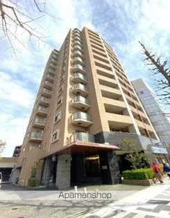 グランハイツ代々木【4階】の外観