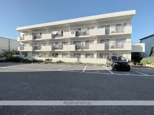 埼玉県八潮市大字木曽根【マンション】の外観