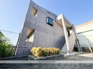 エル・シャトー【105号室】の外観