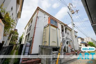 愛媛県松山市山越1丁目【アパート】の外観