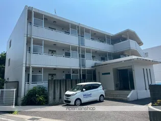 クレセント久保田【3階】の外観