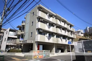 カーサヴェルゼ【3階】の外観