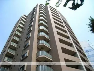 東京都渋谷区代々木3丁目【マンション】の外観