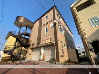 FLAT33(フラットサンジュウサン)【301号室】の外観