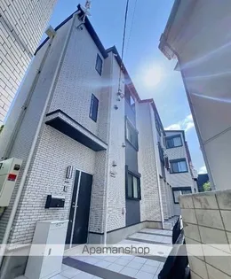 OMBRAGE Bの画像