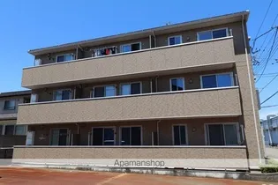 アヴニール シャトー【3階】の外観