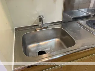 メイテラッセ中島丁【1階】の内装