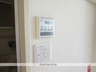 ユーロハイツ名須川A【202号室】の内装