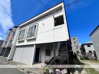 一番館アパートの画像