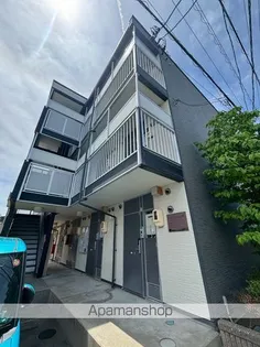 レオパレスロイヤルパーム【1階】の外観