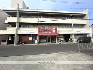 岸田マンションの画像