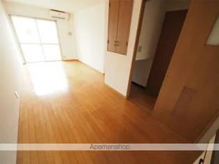 メイプルハウス桃木【106号室】の居間