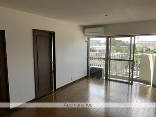 トーカンマンション北小金【5階】の居間