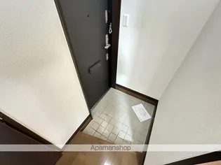 スカイピア【1階】の玄関