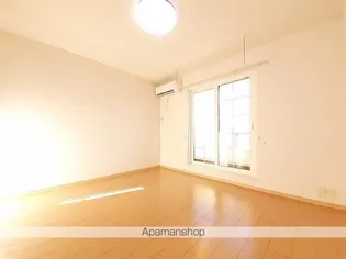 ドリームタウンB【2階】の居間