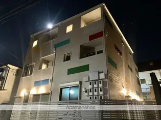 ヴォーノン曙橋【1階】の外観