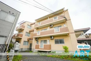 ペスコスターニョ C棟【1階】の外観
