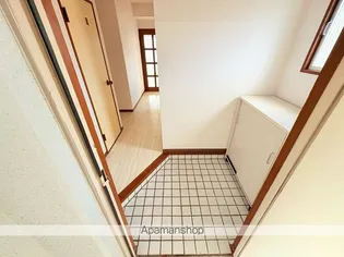 コーポ宮町【301号室】の玄関