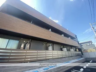 埼玉県吉川市大字保【アパート】の外観