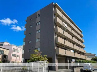ルミエール諸岡の画像