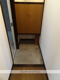 ビクトリアB【202号室】の玄関