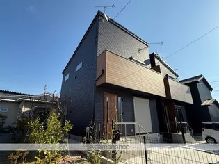 愛知県半田市亀崎町5丁目【一戸建】の外観