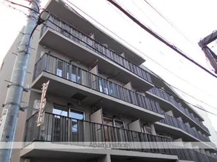 ラ・ファヴォール【1階】の外観