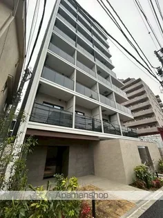 東京都中野区中野6丁目【マンション】の外観