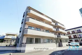 ロイヤルオートヤビルの画像