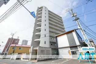 ロイヤルビラ南小坂・【5階】の外観