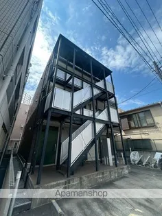 リブリ・オリバ ソガ スタ【3階】の外観