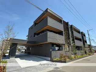 シャーメゾンLALAの画像