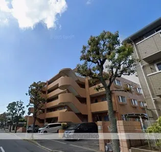 レジデンス参番館【2階】の外観